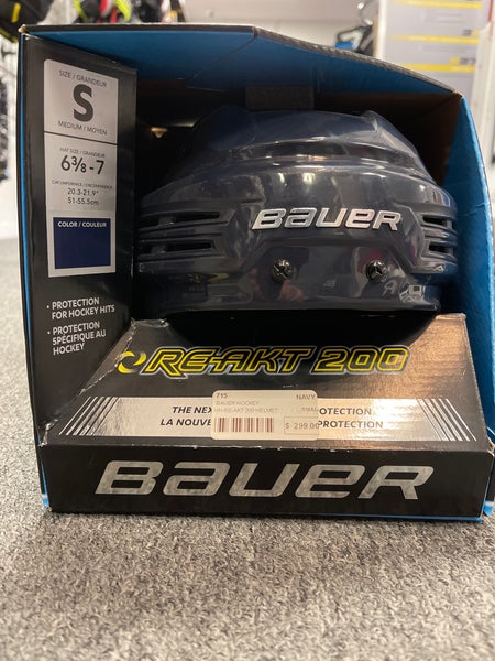 New Small Bauer Navy Re-Akt 200 Helmet