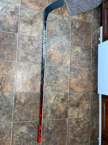 Senior Right Handed Toe Pattern Pro Stock Vapor FlyLite Hockey Stick