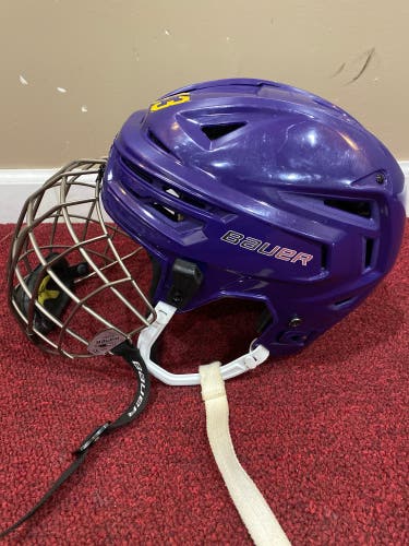 Bauer Pro Stock Re-Akt 150 Helmet Item#MNKH43