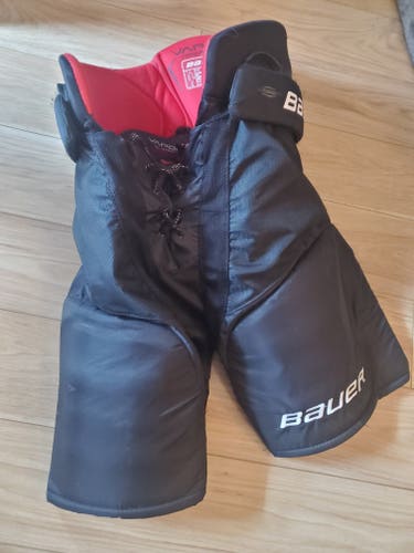 Senior Used Medium Bauer Vapor X800 lite Pants