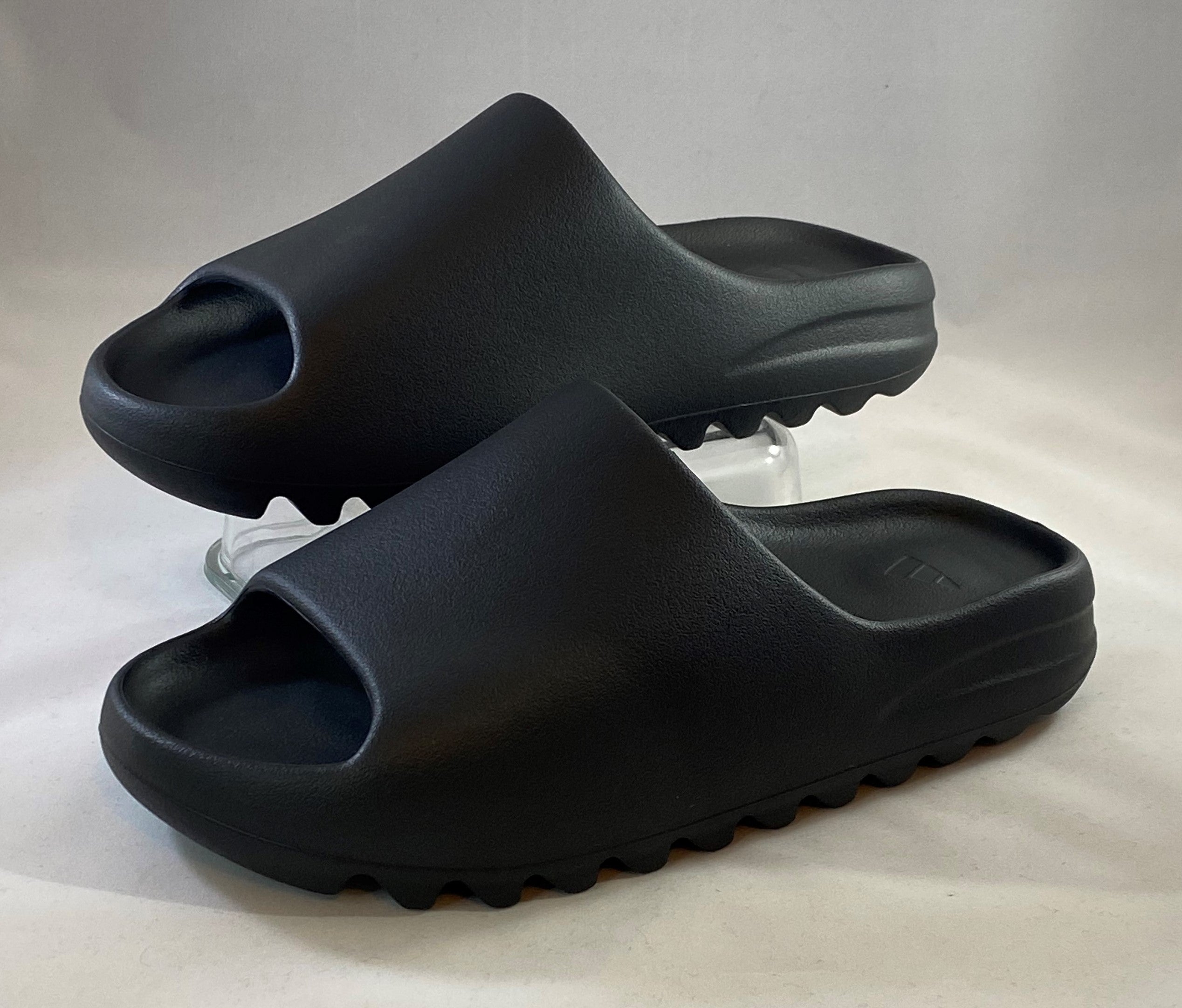 yeezy slides men 12