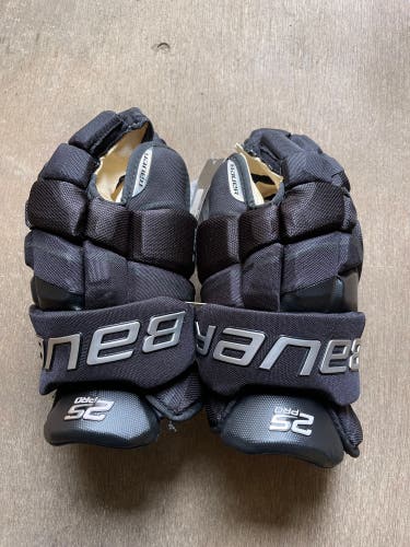 Bauer 14"  Supreme 2S Pro Gloves