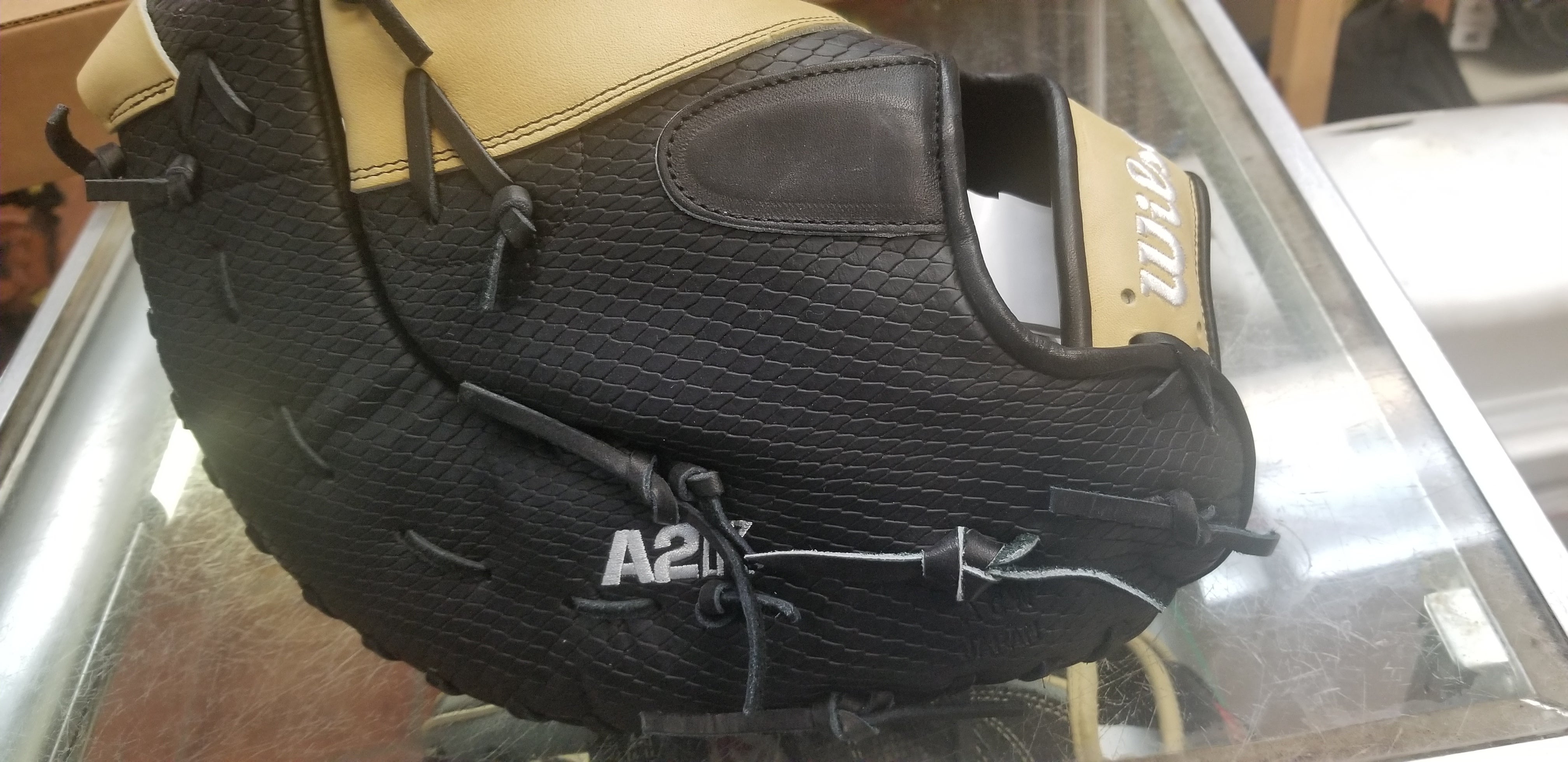 Wilson 12.5 José Abreu A2K Series Glove