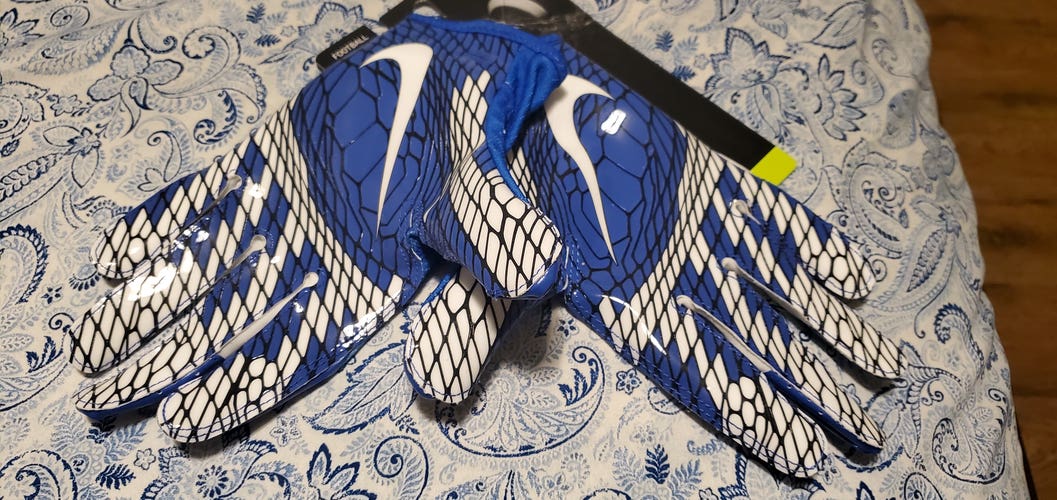 New Nike Vapor Knit Gloves
