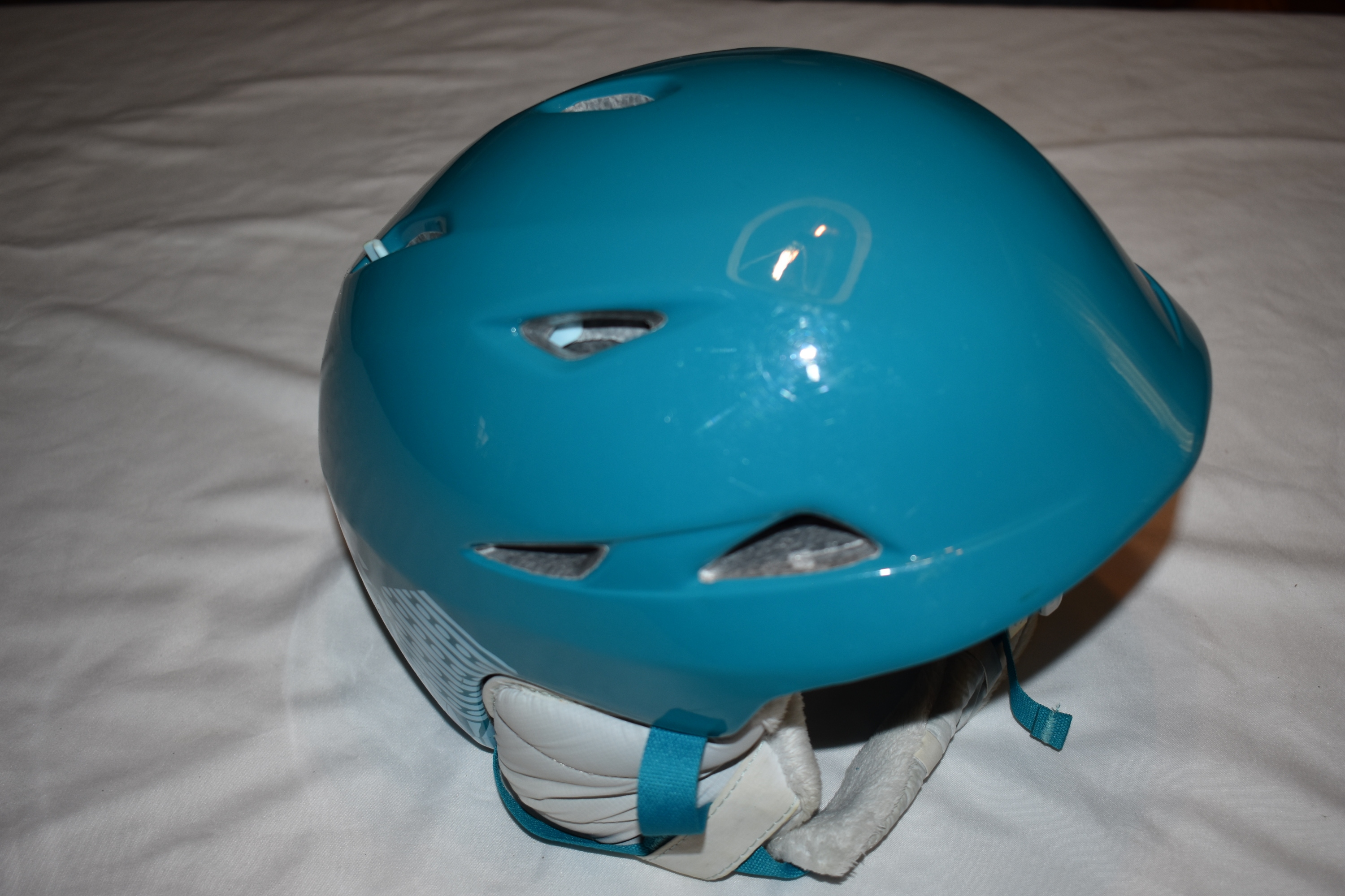 Giro Lure Winter Sports Helmet, Medium