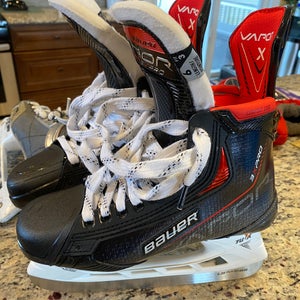 Used Bauer Regular Width  Size 6 Vapor 3X Pro Hockey Skates