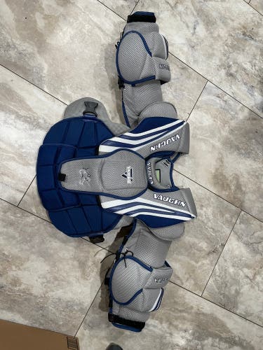 Vaughn Ventus SLR jr goalie chest protector
