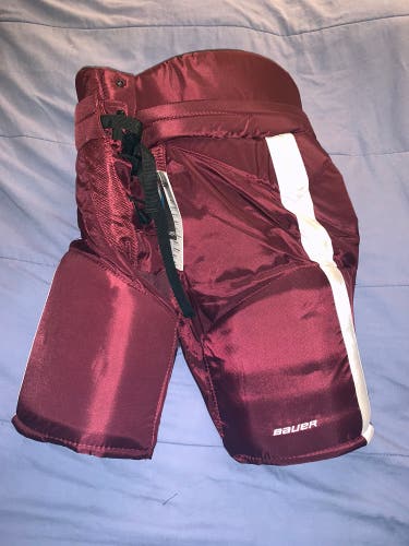UMass Minutemen Hockey Pants- BNWT- Large