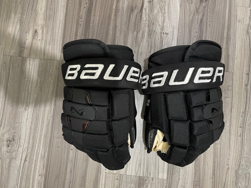 Used “20 mins” Bauer Nexus N2900 Gloves 14"