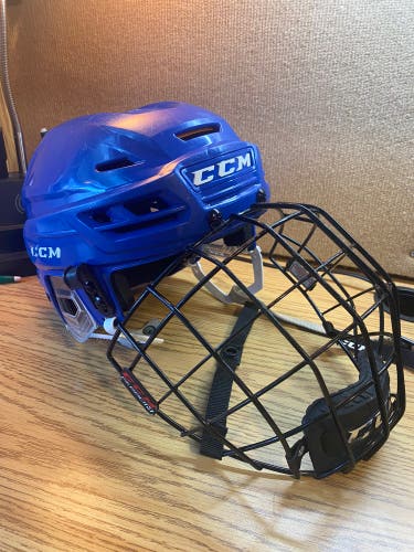 Blue Medium CCM Tacks 710 helmet