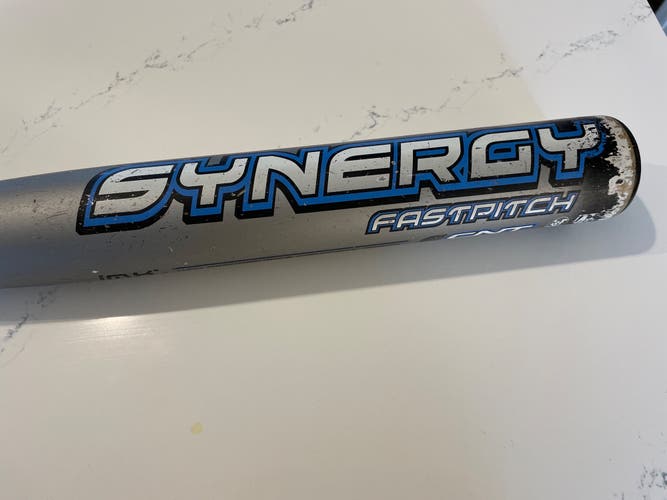 Easton Synergy Fastpitch Bat SCN1B