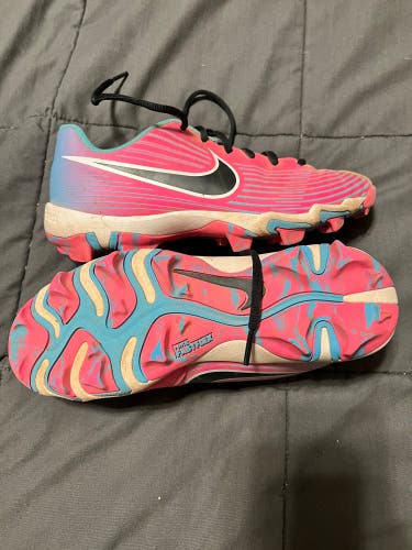 Pink Kid's Molded Cleats Nike 4Y