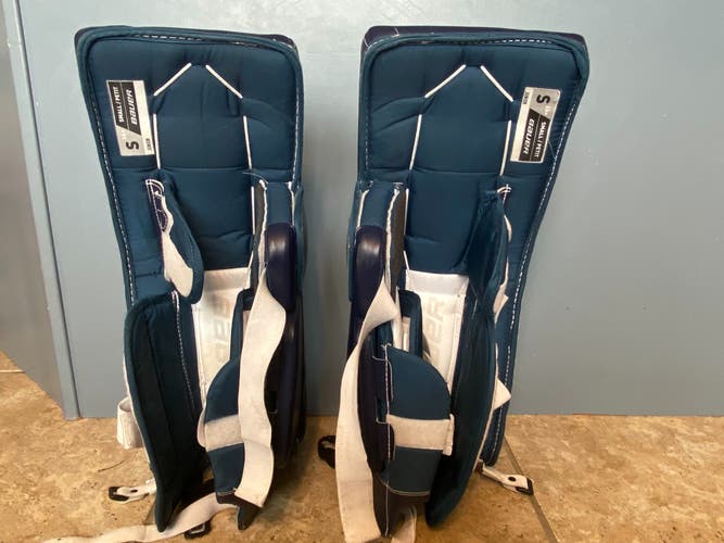 Used 26" Bauer Gsx Goalie Leg Pads