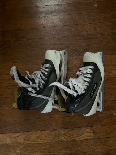 Senior Bauer Size 8.5 Supreme ONE80 Hockey Skates