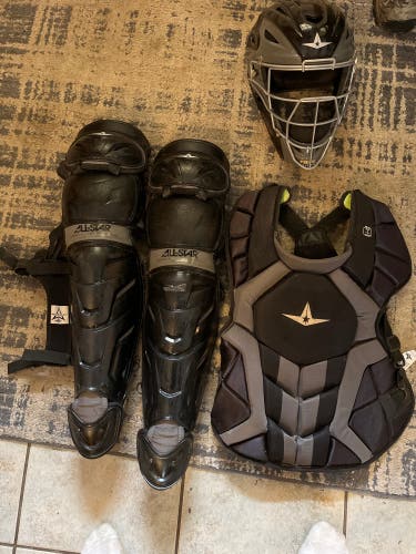 All Star System 7 Catcher's Set