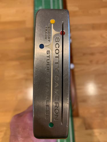 Scotty Cameron 35”Newport Beach 303 Studio Stainless Putter