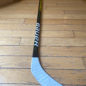 Intermediate Left Hand Mid Pattern Supreme UltraSonic Hockey Stick