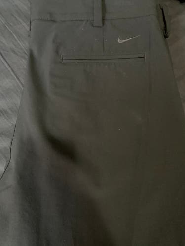 Nike golf mens m 32x30 pants