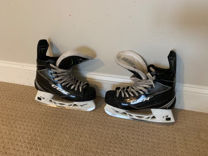 Senior CCM Regular Width  Size 7.5 RibCor 78K Hockey Skates