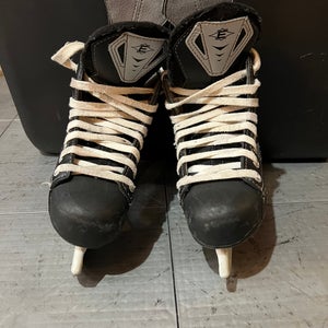 Easton EQ 9.9 hockey skate Size 1