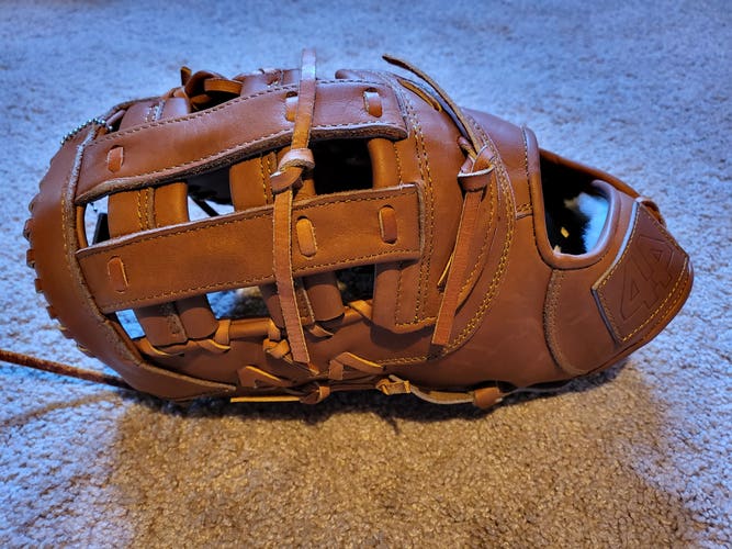 New 44 Pro First Base Mitt 13.5" H-Web