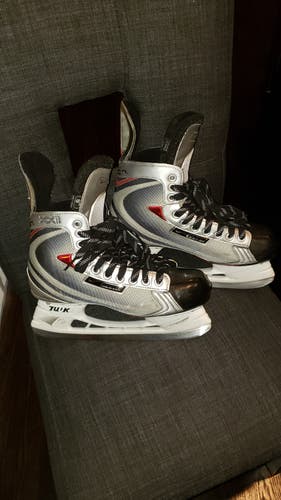 Used Senior Nike Bauer Vapor XXII Hockey Skates Extra Wide Width Size 8