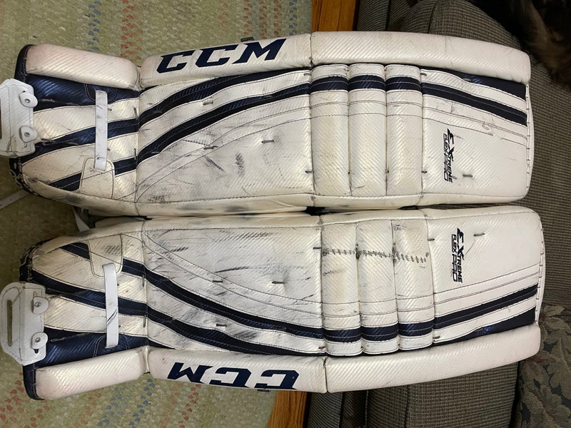 36 + 1 CCM Extreme Flex Pro Goalie Leg Pads