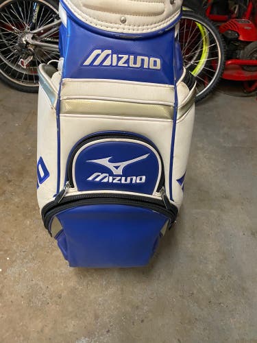 Used Mizuno Tour Staff Bag