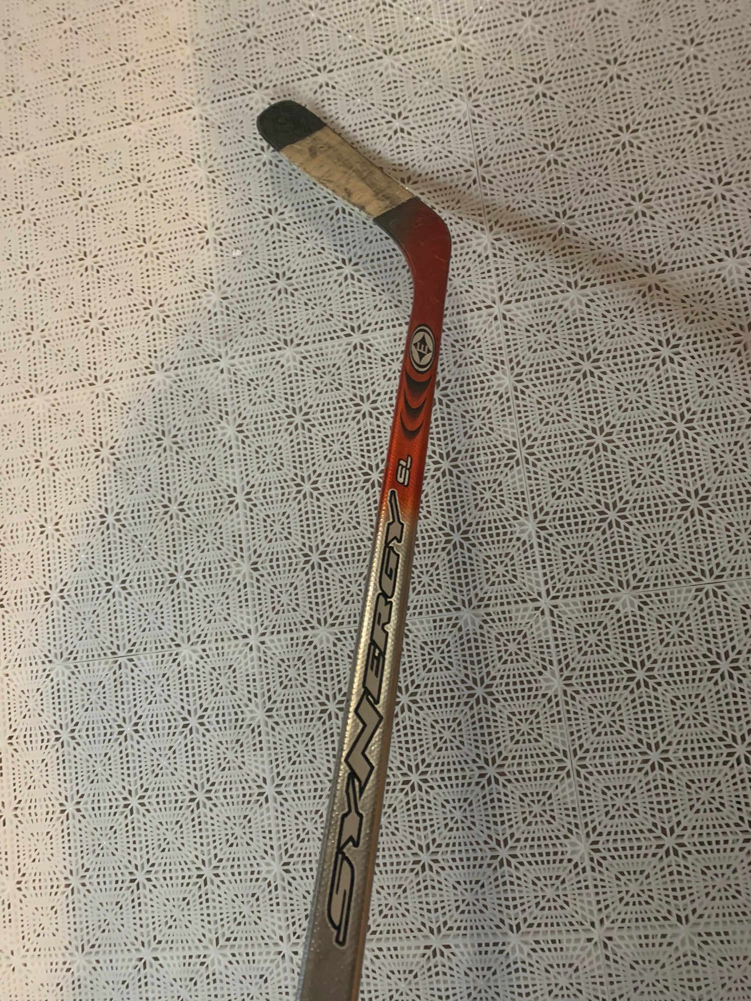 Senior Left Hand Heel Pattern Synergy ST Hockey Stick | SidelineSwap