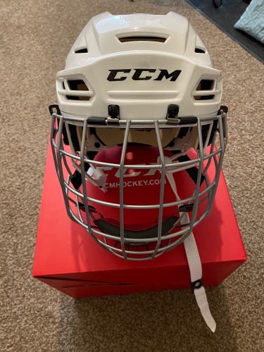 Senior CCM Tacks 110 Helmet Combo Large