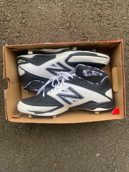 New balance baseball cleats metal Size 16 (Willing To Negotiate)