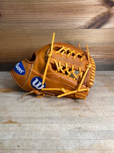 Wilson A2000 11.5” 1789 New Laces