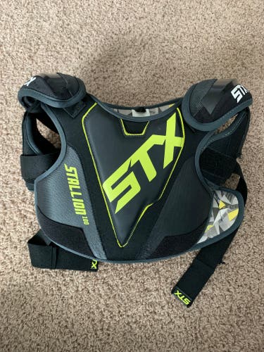 Used Medium STX Stallion 100 Shoulder Pads