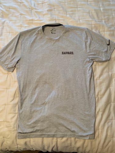 Harvard Men’s Hockey Large Nike Shirt Team Issue