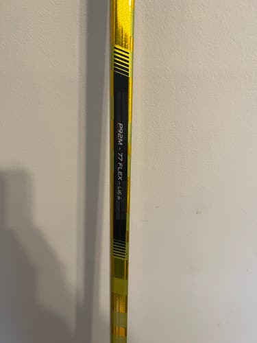 Used LH Supreme UltraSonic Hockey Stick