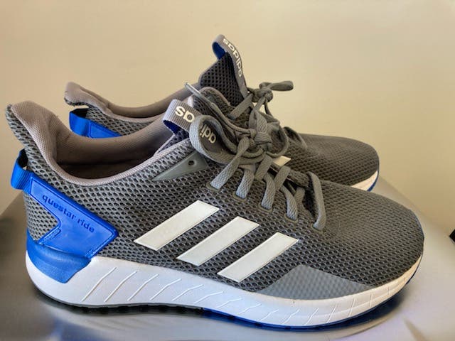Gray Youth New Men's Size 8.5 (Women's 9.5) Adidas questar ride Shoes