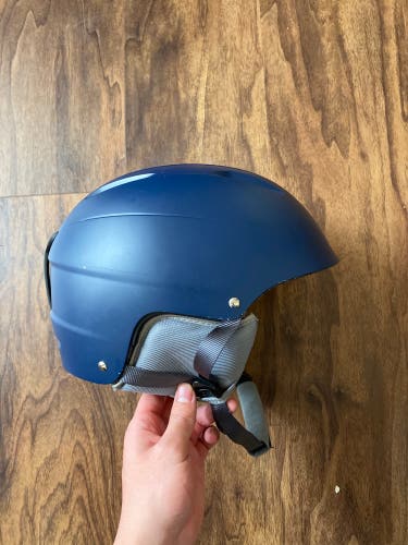 Unisex Medium Giro Bevel Helmet