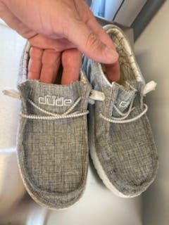 Gray Youth Unisex Used Size 6.0 (Women's 7.0) Shoes