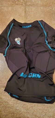 Used Vaughn VE8 Padded Shirt