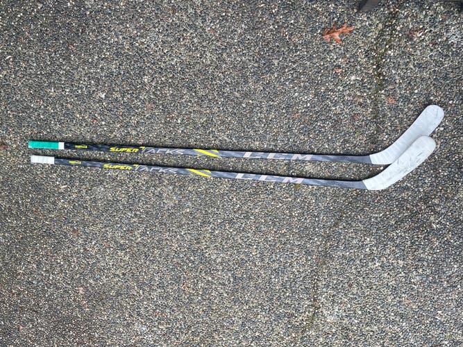 Senior Left Hand Toe Pattern  Super Tacks AS4 Pro Hockey Stick