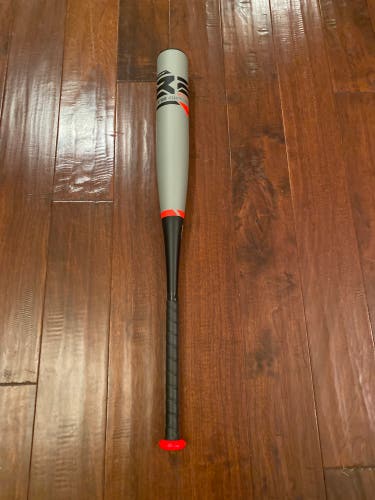 2022 Combat B2 Ultra Composite (-8) 23 oz 31" Bat