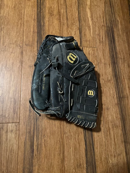 Used Wilson Right Hand Throw Infield Baseball Glove 12"