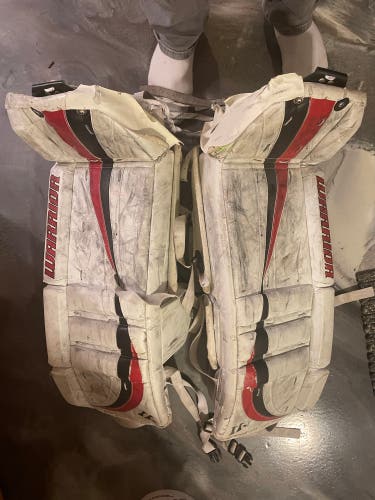 31" Warrior  Swagger Goalie Leg Pads