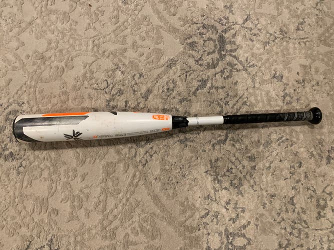 2021 Composite (-8) 22 oz 30" CF Bat