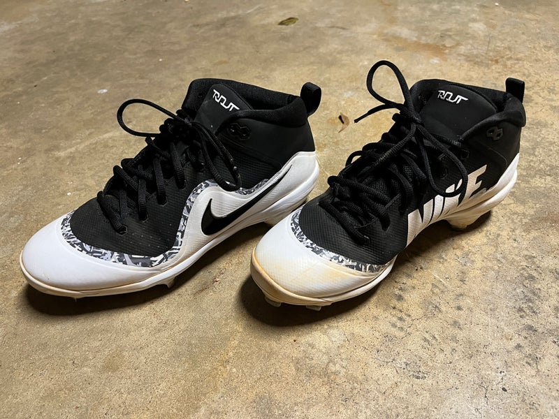 Black Men's Metal High Top Trout