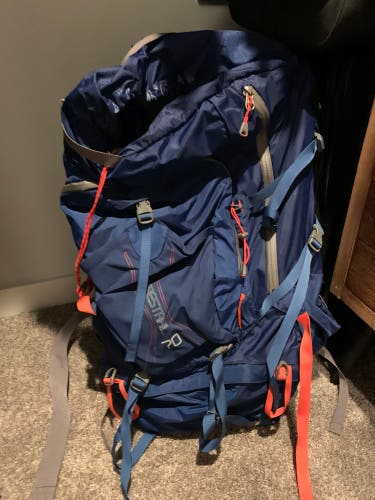 Crestrail 70 Hiking Backpack