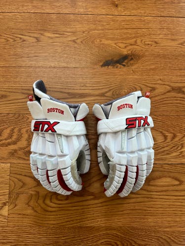 Boston University STX Surgeon RZR Lacrosse Gloves