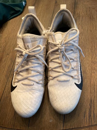 White Unisex Size 7.0 (Women's 8.0) Nike