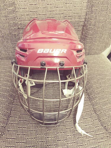 New Large Bauer Re-Akt Helmet Maroon