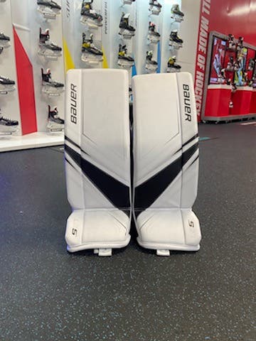 New Bauer Supreme S27 Goalie Leg Pads Size is "Junior Large"